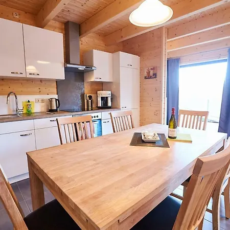 Nyaraló Ferienhaus Tommy